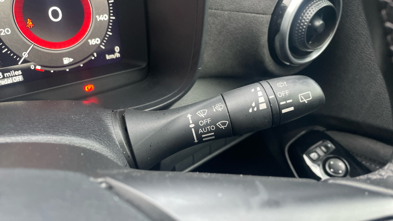 Nissan Juke 1.6 Hybrid Tekna+ 5dr Auto Hybrid Hatchback